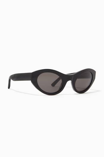 hover state of Round D-Frame Sunglasses in Acetate
