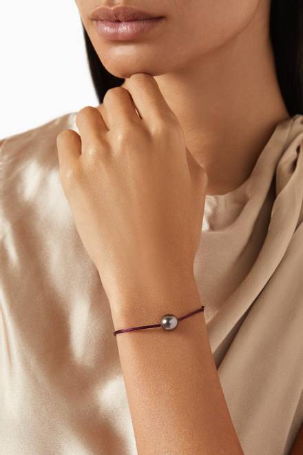 hover state of Wan Design Pearl Bracelet         
