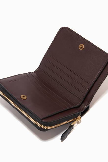 hover state of Bi-Fold Wallet in Pebble Leather
