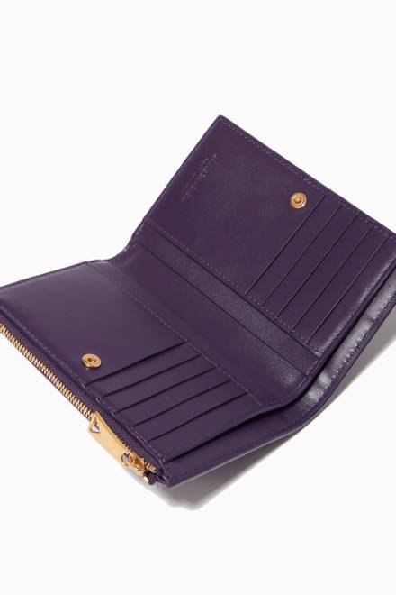 hover state of Bi-fold Zip Wallet in Intrecciato Nappa          