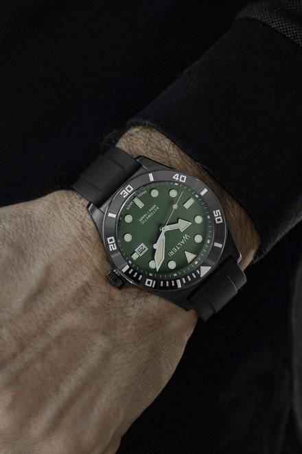 hover state of Oceaner 500 Green Automatic Limited Edition, 44mm  